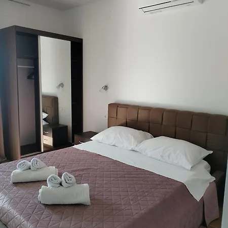 Boarding House Vide