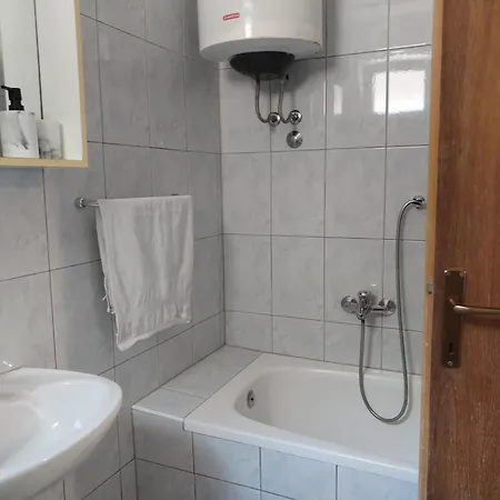 Boarding House Vide