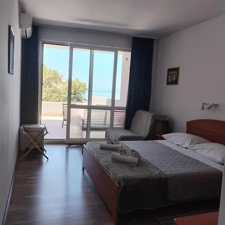 Boarding House Vide Bogomolje